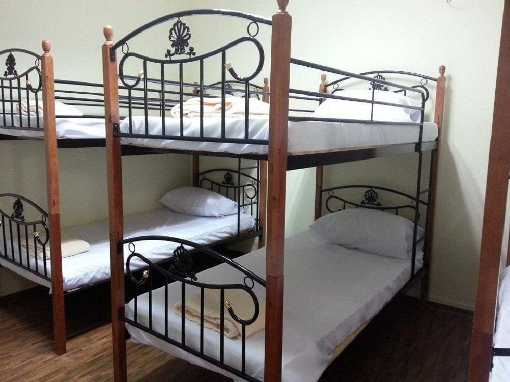 มุนตรี เฮาส์ Hotel จอร์จทาวน์ ภายนอก รูปภาพ