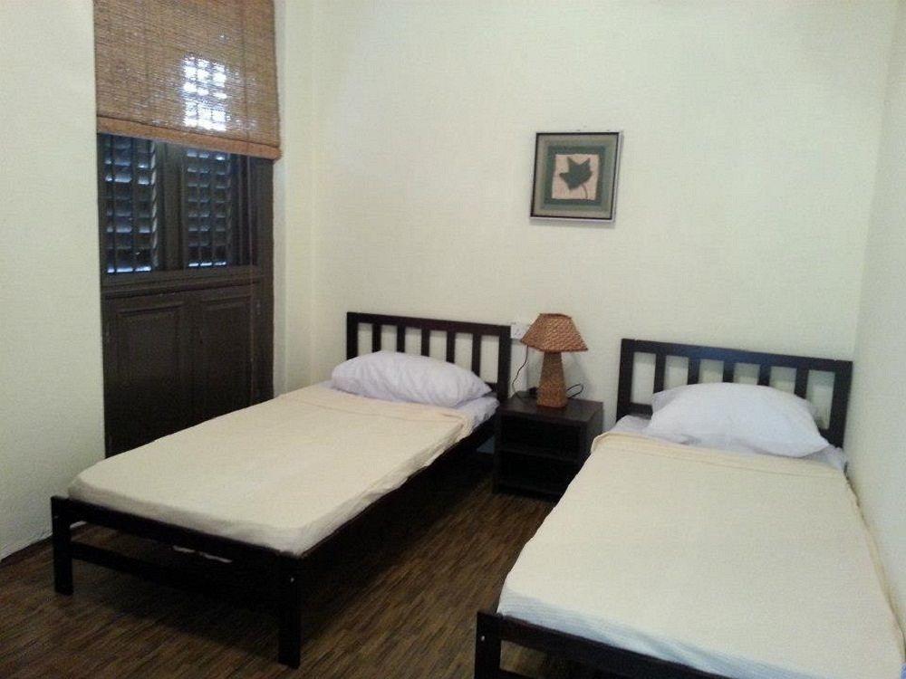 มุนตรี เฮาส์ Hotel จอร์จทาวน์ ภายนอก รูปภาพ