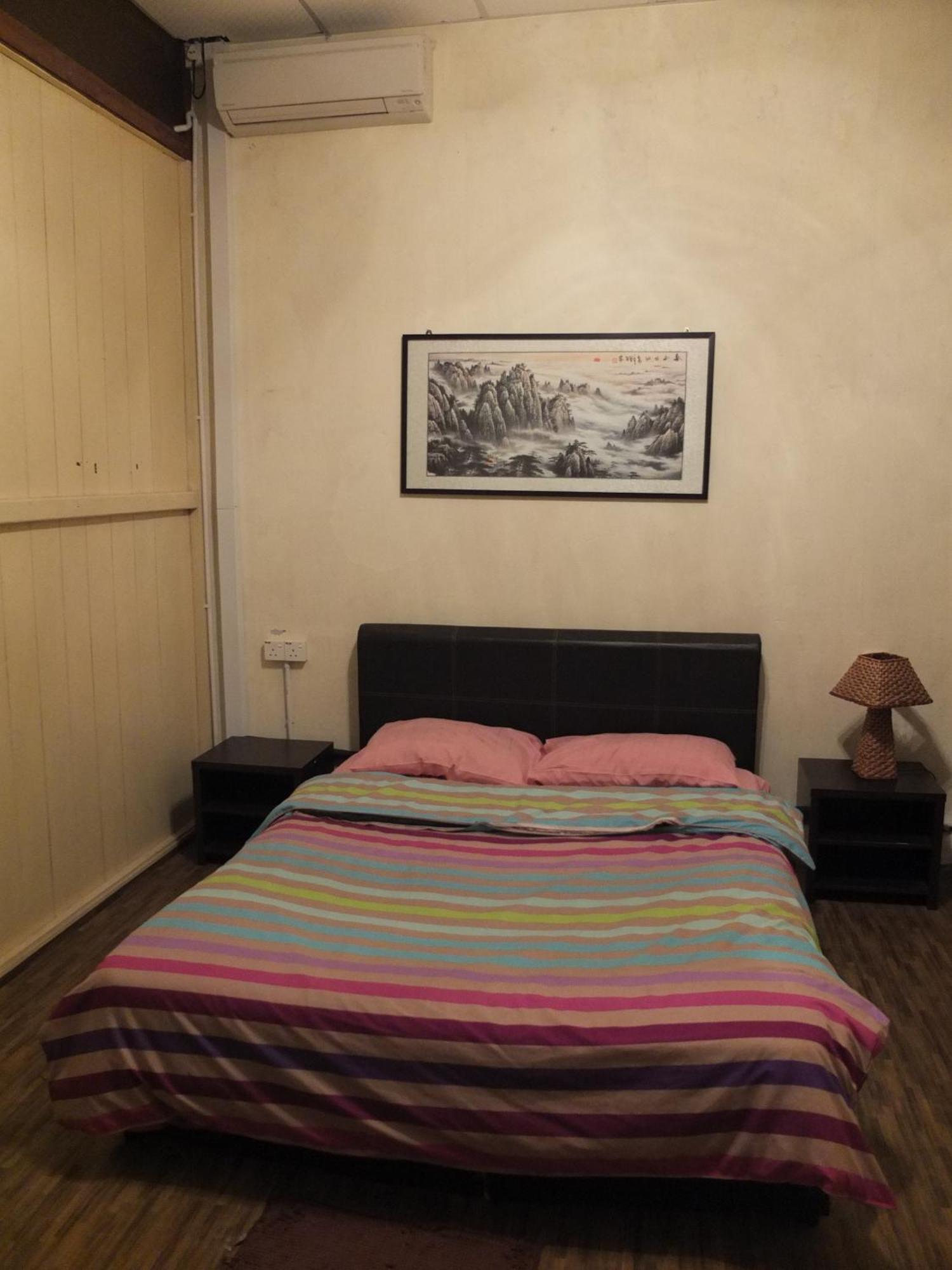 มุนตรี เฮาส์ Hotel จอร์จทาวน์ ห้อง รูปภาพ