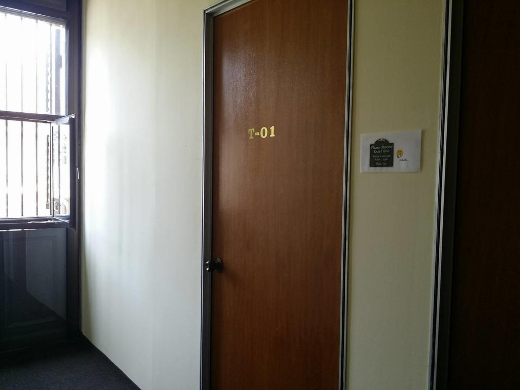 มุนตรี เฮาส์ Hotel จอร์จทาวน์ ภายนอก รูปภาพ