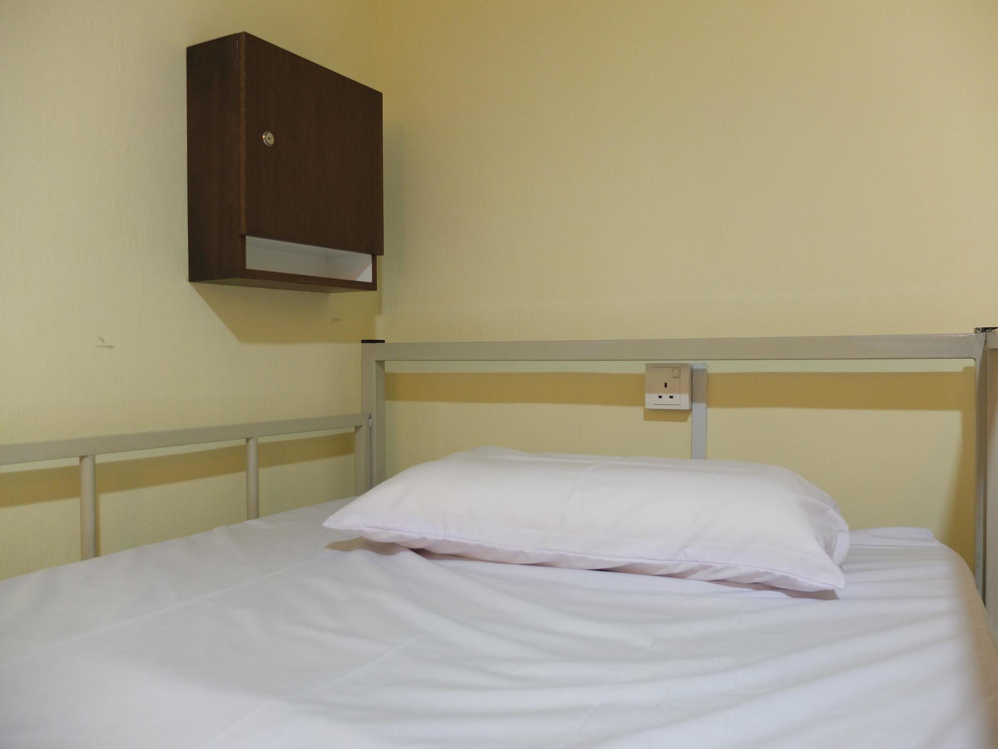 มุนตรี เฮาส์ Hotel จอร์จทาวน์ ภายนอก รูปภาพ